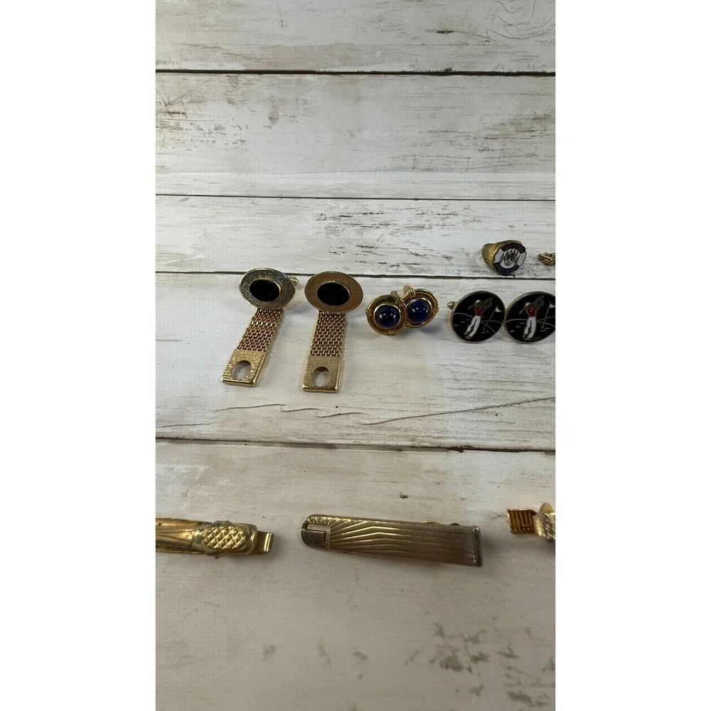 Vintage Mens Cufflinks and Tie Clip Lot Gold Tone Enamel Golf Mesh 16pc Set